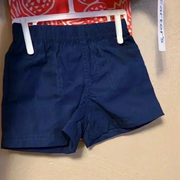 Carter’s 3 piece short set 9 months boy - Picture 2 of 3